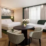 Crowne Plaza By Ihg Otel 4*