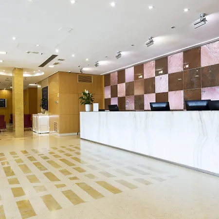 帕多瓦皇冠假日酒店 酒店 4*