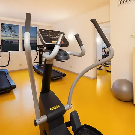 Crowne Plaza By Ihg فندق 4*