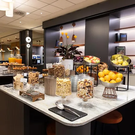 Crowne Plaza By Ihg بادوفا