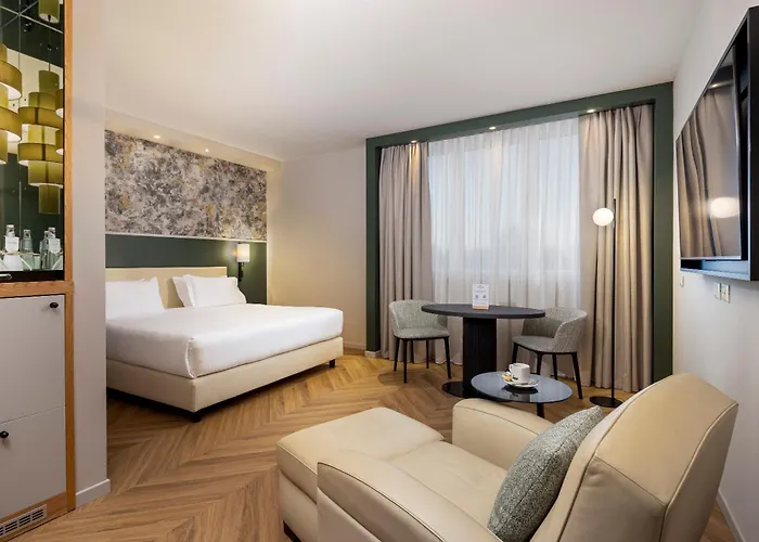 فندق Crowne Plaza By Ihg