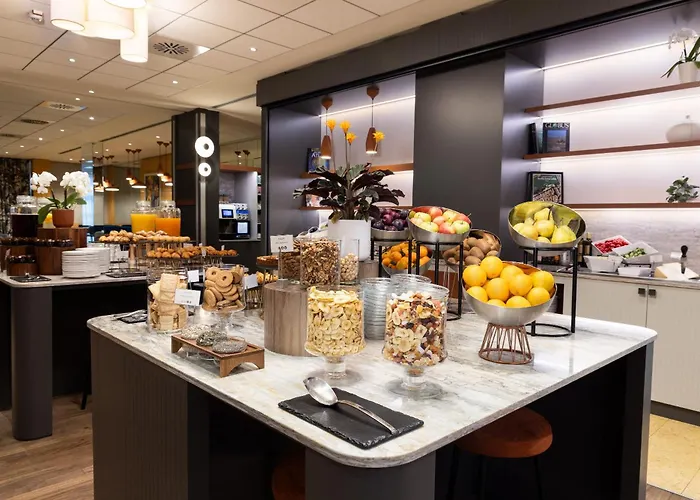 Crowne Plaza By Ihg بادوفا