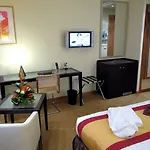 Crowne Plaza By Ihg
