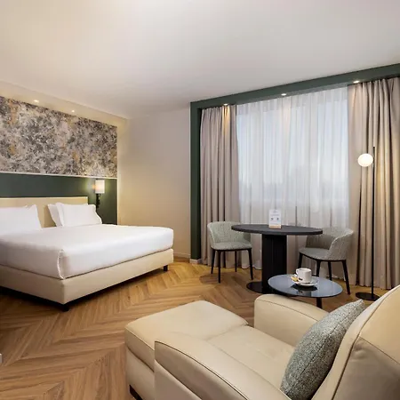 ホテル クラウン プラザ