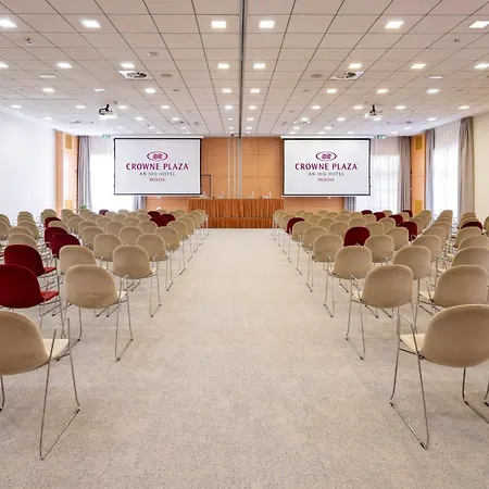 Crowne Plaza By Ihg Hotel