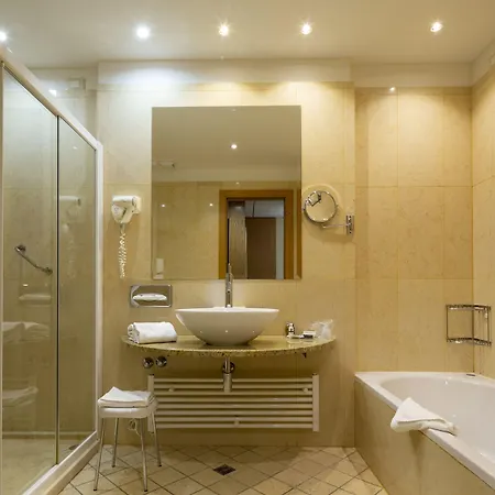 Crowne Plaza By Ihg Hotel Padova