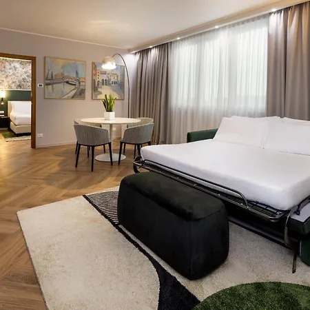 ホテル クラウン プラザ