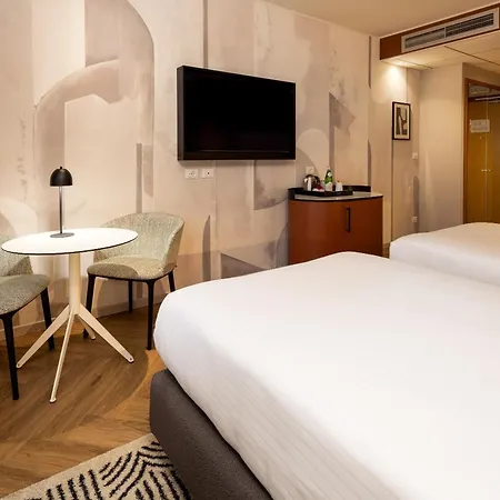 ホテル クラウン プラザ パドヴァ