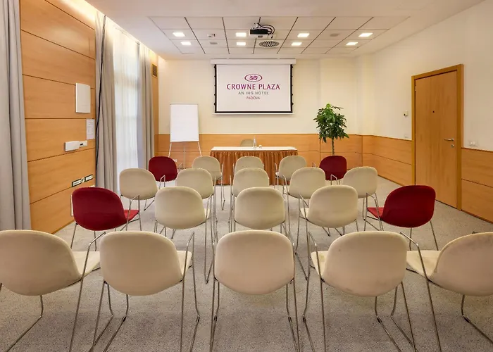 Crowne Plaza By Ihg 4* Padua