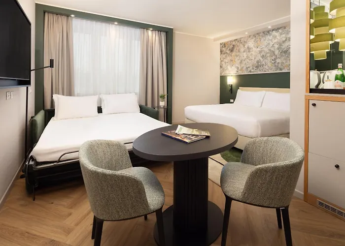 Crowne Plaza By Ihg 4*